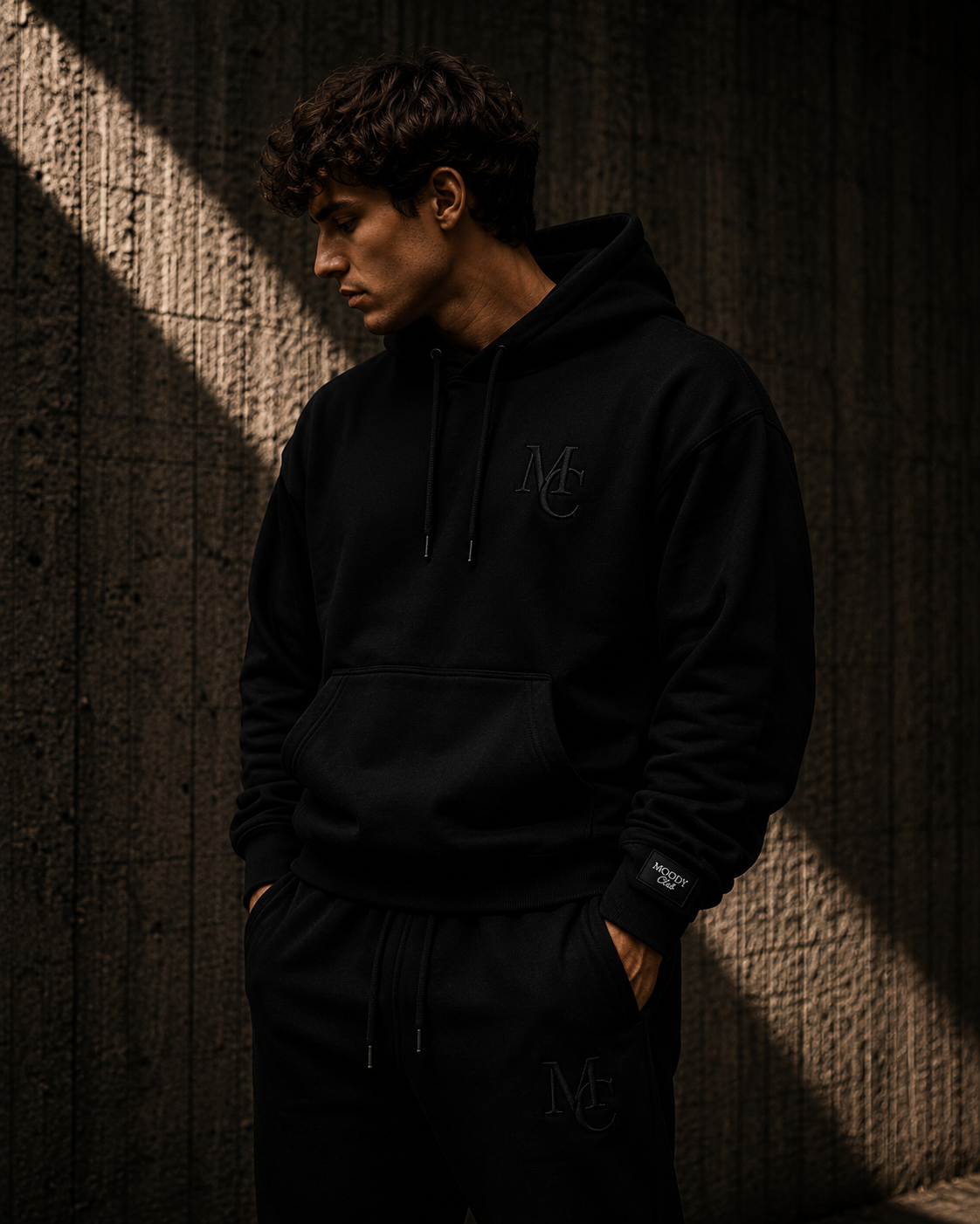 DETACHED HOODIE - BLACK